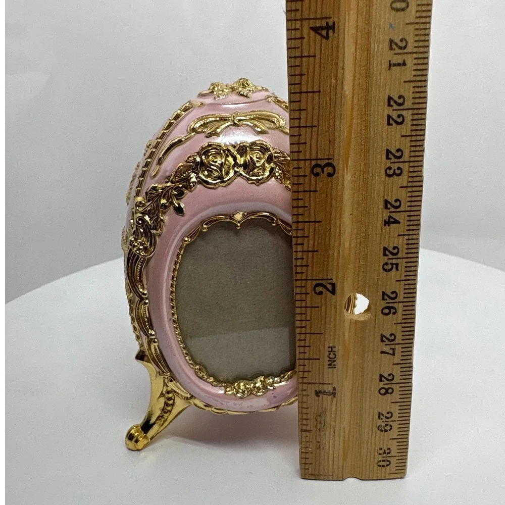 N/A ornate pink